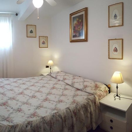 Ferienwohnung Taverna Derosas Golfo Aranci Exterior foto